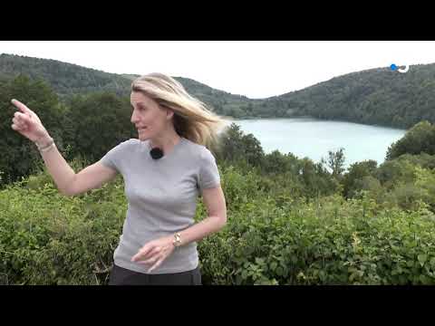 Page été : l'échappée jurassienne - la région des lacs 3/4