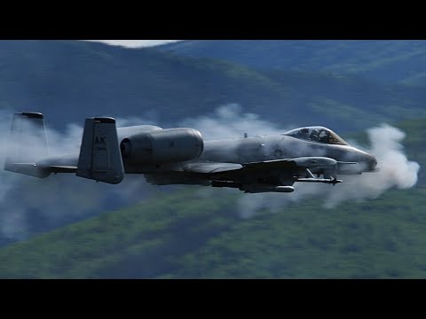 A-10 "BRRRT" Warthog vs SU-25 Frogfoot | Who Is Better?