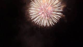 preview picture of video '宇治川花火大会 - Uji fireworks (10th Aug. 2009)'