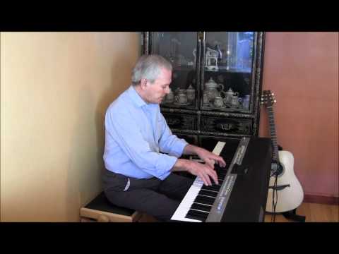 The Petite Waltz played by Les Ainsworth