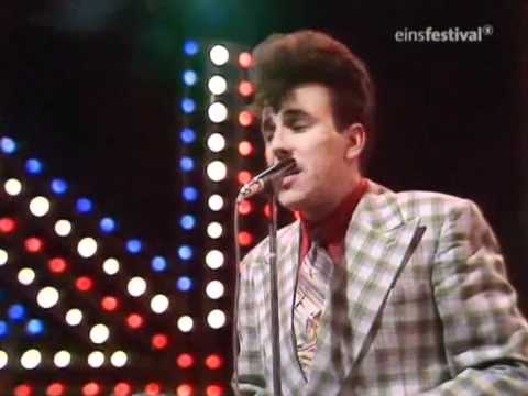 Kursaal Flyers - Little Does She Know (TOTP 9.12.1976)