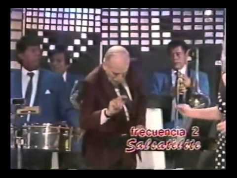 Freddy Roland  "Exitos Mix" canta: Charito Alonso