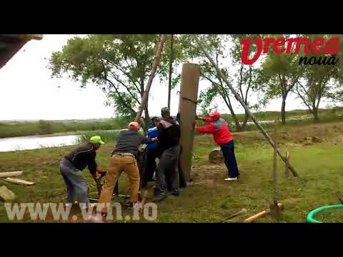 Ridicarea fantanii de la Lunca Banului!