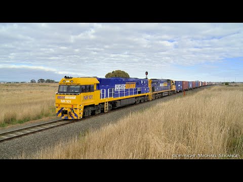 7AM5 Pacific National Container Train - NR101 & 9323 (24/4/2022) - PoathTV Australian Railways