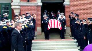preview picture of video 'Newark Ohio Firefighter Tim Curry laid to rest'