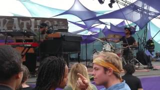 Cory Henry (Snarky Puppy) jamming - Organ & Drums - Live at Pickathon 2016