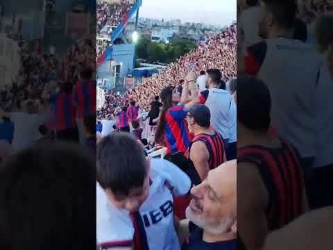 "#sanlorenzo 1-1 #sarmiento | #hinchada #parati" Barra: La Gloriosa Butteler &bull; Club: San Lorenzo &bull; País: Argentina
