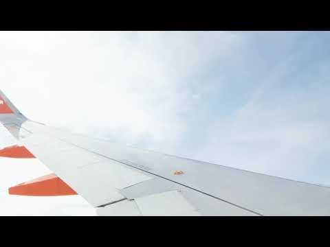 Landing airplane - Easy Jet - Hyperlapser  Samsung S9 plus