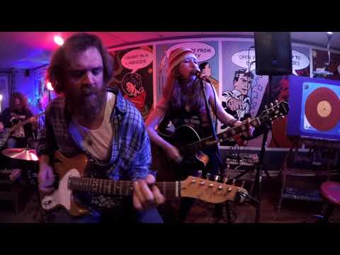 Beth Lee and the Breakups Featuring David Newbould