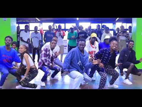 WADAGLIZ KE _ ANGUKA NAYO ( official dance video ) THE MOVES