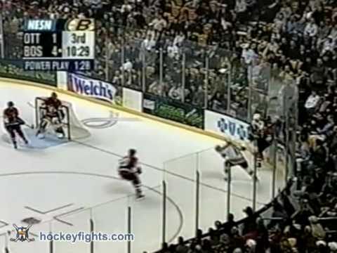 Wade Redden vs Martin Lapointe