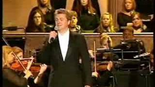 Aled Jones sings Make Me A Channel Of Your Peace