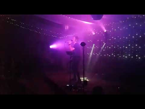 LIVE: Armand Hofmeyr - Black Coffee (Cover) at Qwin Qwa Rula