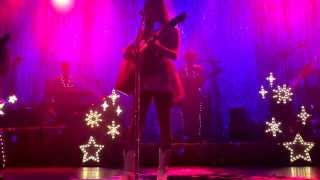 Kacey Musgraves - Fine (Live in Glasgow, Scotland)
