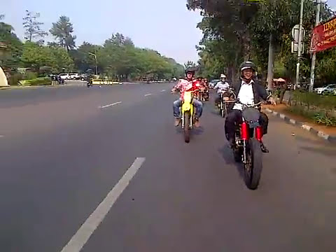 kawinan-naik-motor-trail-oding-subekti