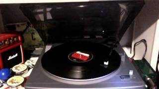 Gorillaz: Superfast jelly fish and Empire Ants songs from vinyl