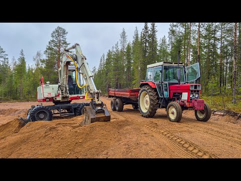 Fixing Excavator and Hauling Sand to Repair Forest Road
