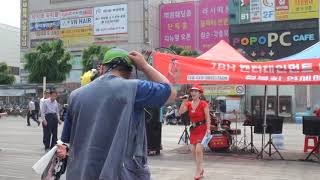 전복희 [꽃당신/원곡나훈아] 갑자기 비가왔네요 룰루랄라 전복희예술단 부천시민과 함께 룰루랄라[2025년6월7일 마루광장]