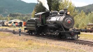 preview picture of video 'Mt. Rainier Scenic Railroad. 2-8-2 #70 Steam Locomotive switching at Mineral, WA'