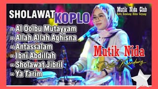Download lagu Full Sholawat bersama Mutik Nida || Ratu Gendang. mp3 Download lagu Full Sholawat bersama Mutik Nida || Ratu Gendang. mp3