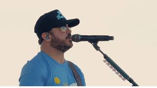 Wade Bowen -"Rain" (Acoustic Soundcheck Performance)