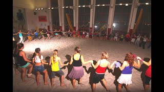VENDULA KOŘÍNKOVÁ NA UMČR! PODÍVEJTE SE, JAK JSME SPOLU CVIČILI ZUMBU V ZIMĚ NA VYHŘÍVANÉM PÍSKOVIŠT