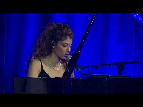 Esra Üçcan - La Solitude (drama köprüsü) Live