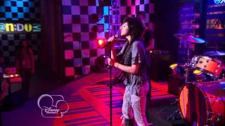 Christina Grimmie Performs &quot;Advice&quot; On &#39;So Random!&#39;