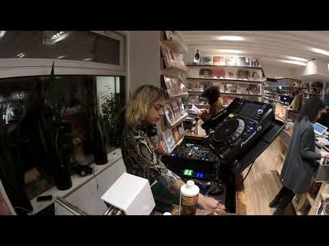 LIVE! AT THE LAB w/ Paurro - DJ Set At Turntable Lab