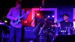 Allan Holdsworth's concert in Houston, TX, Nov 15 2011 (WATER ON THE BRAIN Part 2)