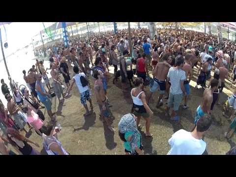 Freedom Festival 2013 Portugal Elvas - dia 16 fiesta por la mañana pt 2 / 4 dj Myrah