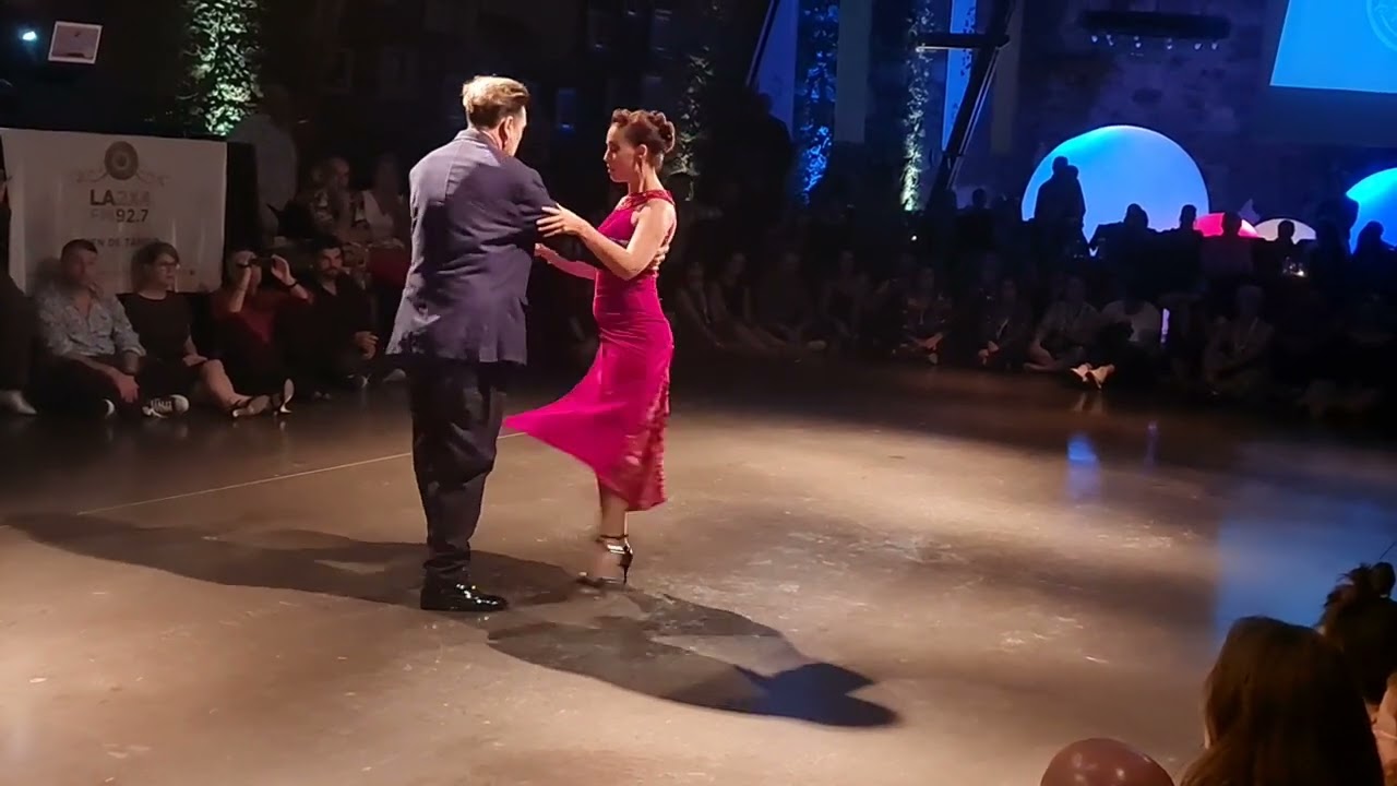 Mariano Chicho Frumboli y Juana Sepúlveda - Allá en el cielo, Julio De Caro - MAA Nov'23 OPORTO 1/5