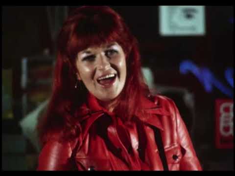 Rita Hovink sings ‘Blues in the Night’