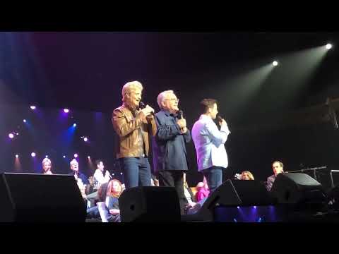 Go Ask - Mark Lowry, Wes Hampton, Reggie Smith (LIVE) (Gaither Oklahoma Homecoming)