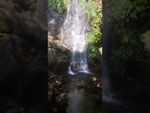 Llegue a este lugar Maravilloso  con Kahuma Aventuras en Victoria Caldas, un municipio Verde 💚 de CO
