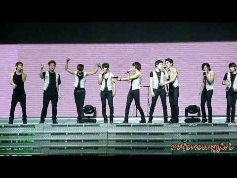 100410 Siwon strips Kyuhyun during She Wants It SS2 Manila