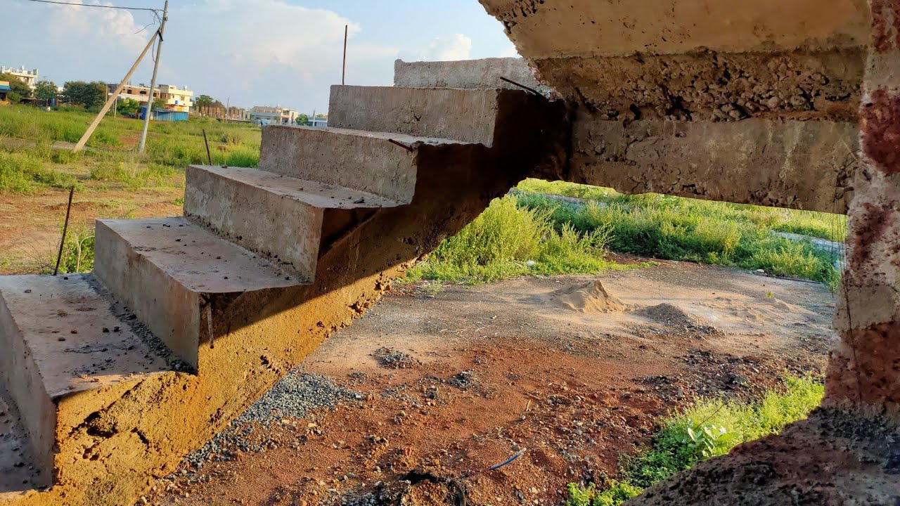 Staircase beam size without column support