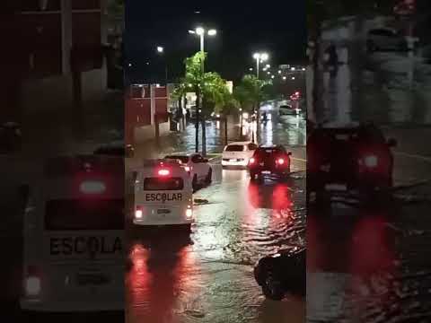 Ruas alagadas em São José da laje