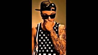 Chris Webby - Fuckin Problem (FreeVerse)