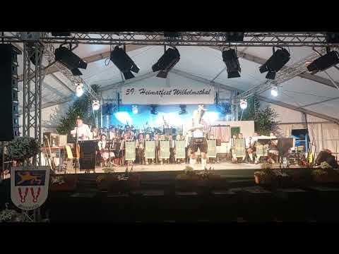 Trachtenkapelle Wilhelmsthal auf dem Heimatfest 2024