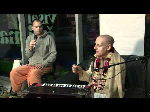 2011.10.19. Lecture in a Health Food Store HG SDA Sakiai, Lithuania