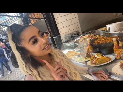 COME TO CAMDEN | ONE OF MY FANS GETS A TATTOO OF ME!