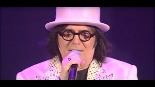 Renato Zero - Mentre aspetto che ritorni- Zeronove tour 2009 (Live - Video ufficiale)