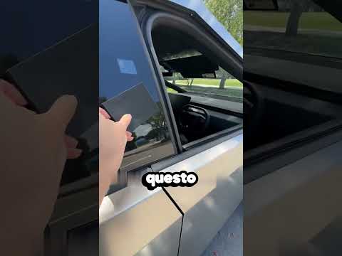 Ha lanciato la chiave della Tesla dentro l'auto senza saperlo 😱🚗
