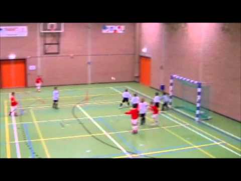 SVH39 F1 - Maasbracht F1 Winterzaalvoetbal 08-01-2012