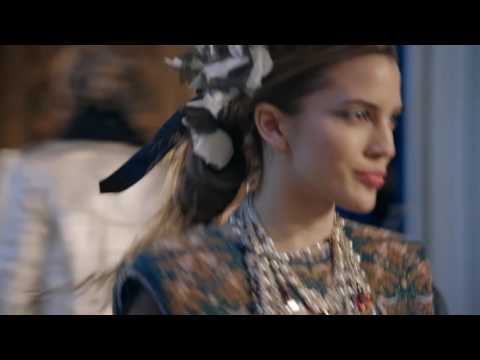 Chanel Pre-Fall Métiers d’Art Paris Cosmopolite 2016-2017