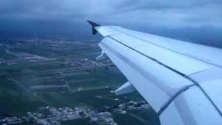 preview picture of video 'Landing Volaris A319 MID-TLC'