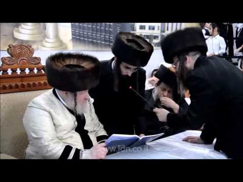 Simchas Beis Hashoeva With Pittsburg Rebbe  -  Sukkos 5776