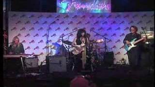 Fender at NAMM 2008: Rosie Flores (2)