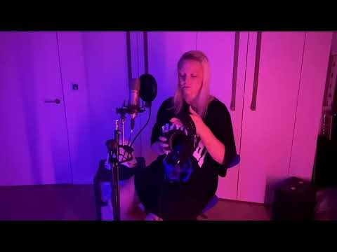 Rocket Man, Elton John - Cover (Tiggi Hawke)